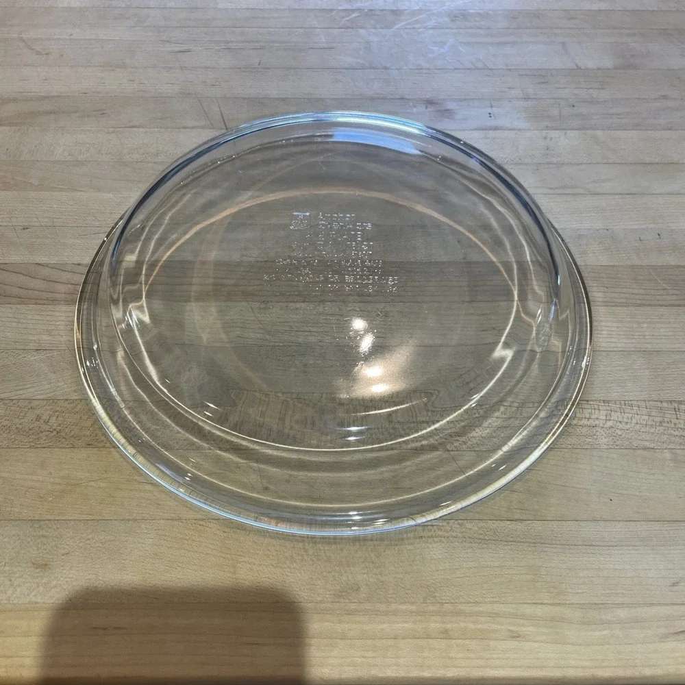Vintage Anchor Ovenware Pie Plate - 9 inch .75 Quart Glass Ovenware set of 2 USA